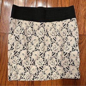 Charlotte Russe Cream Flower Patterned Pencil Skirt